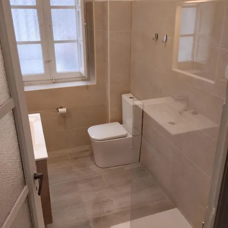 Amplio Piso En Casa Historica En Primera Planta Apartment Sabinanigo