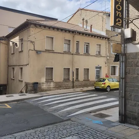 Amplio Piso En Casa Historica En Primera Planta Appartamento