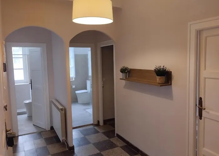 Lägenhet Amplio Piso En Casa Historica En Primera Planta Sabiñánigo