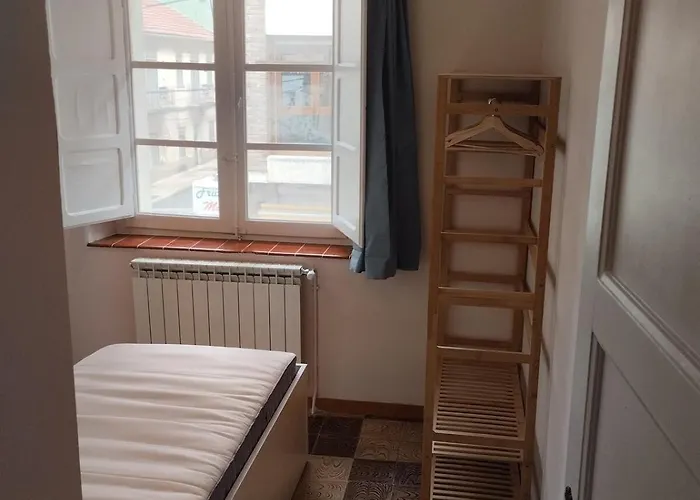 Amplio Piso En Casa Historica En Primera Planta