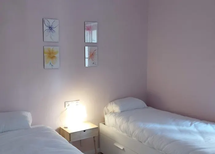 Amplio Piso En Casa Historica En Primera Planta Lägenhet Sabiñánigo